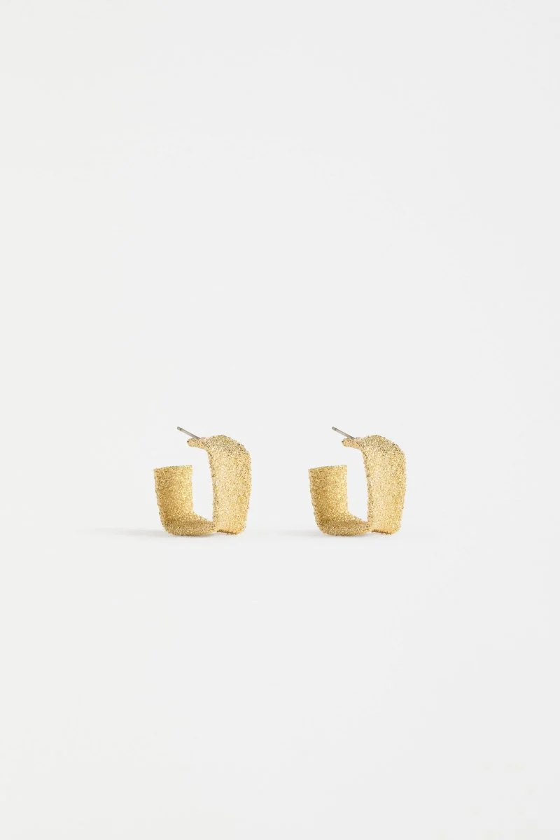 Detta Hoop Earring