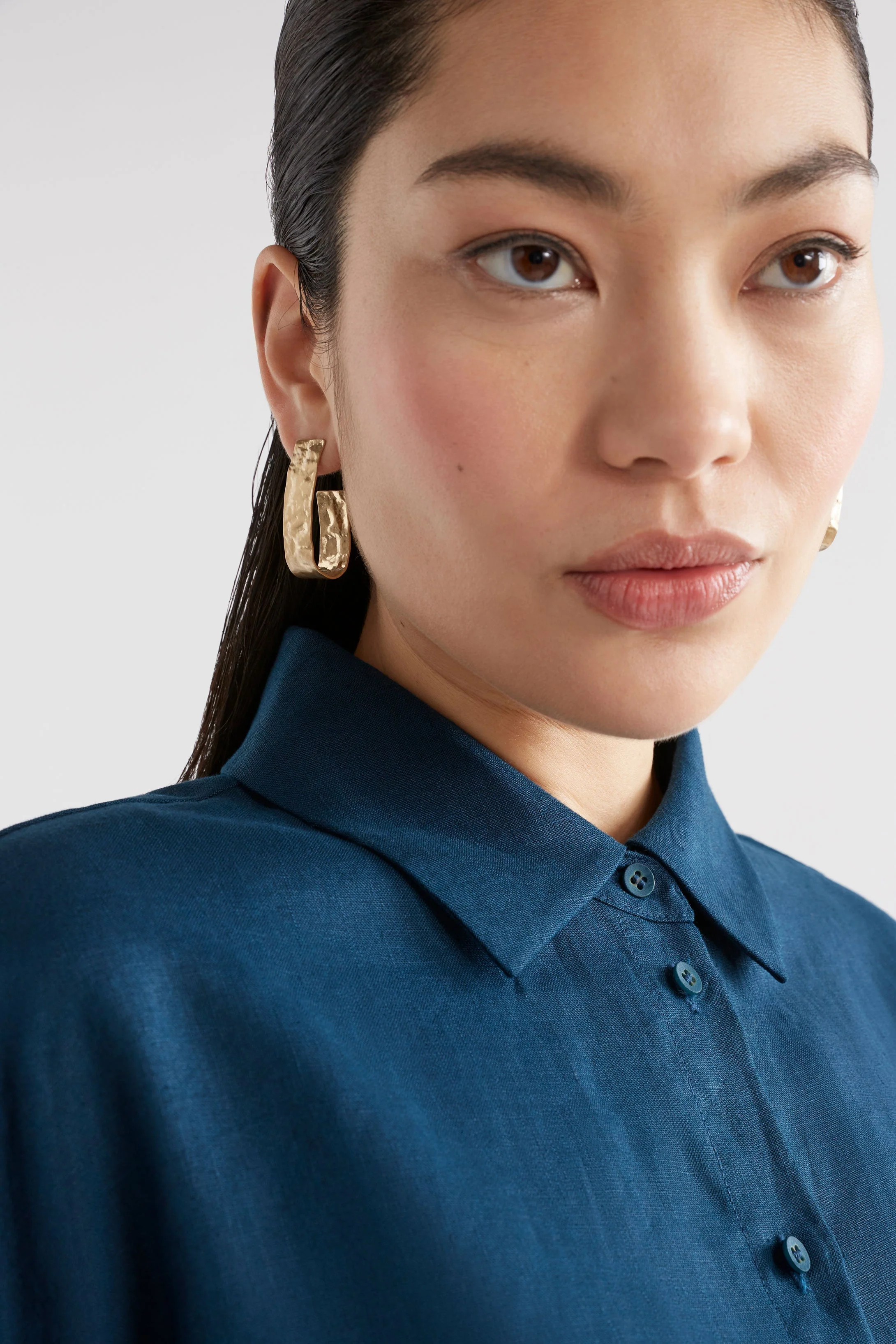 Gild Large Hoop Earring - Image 3