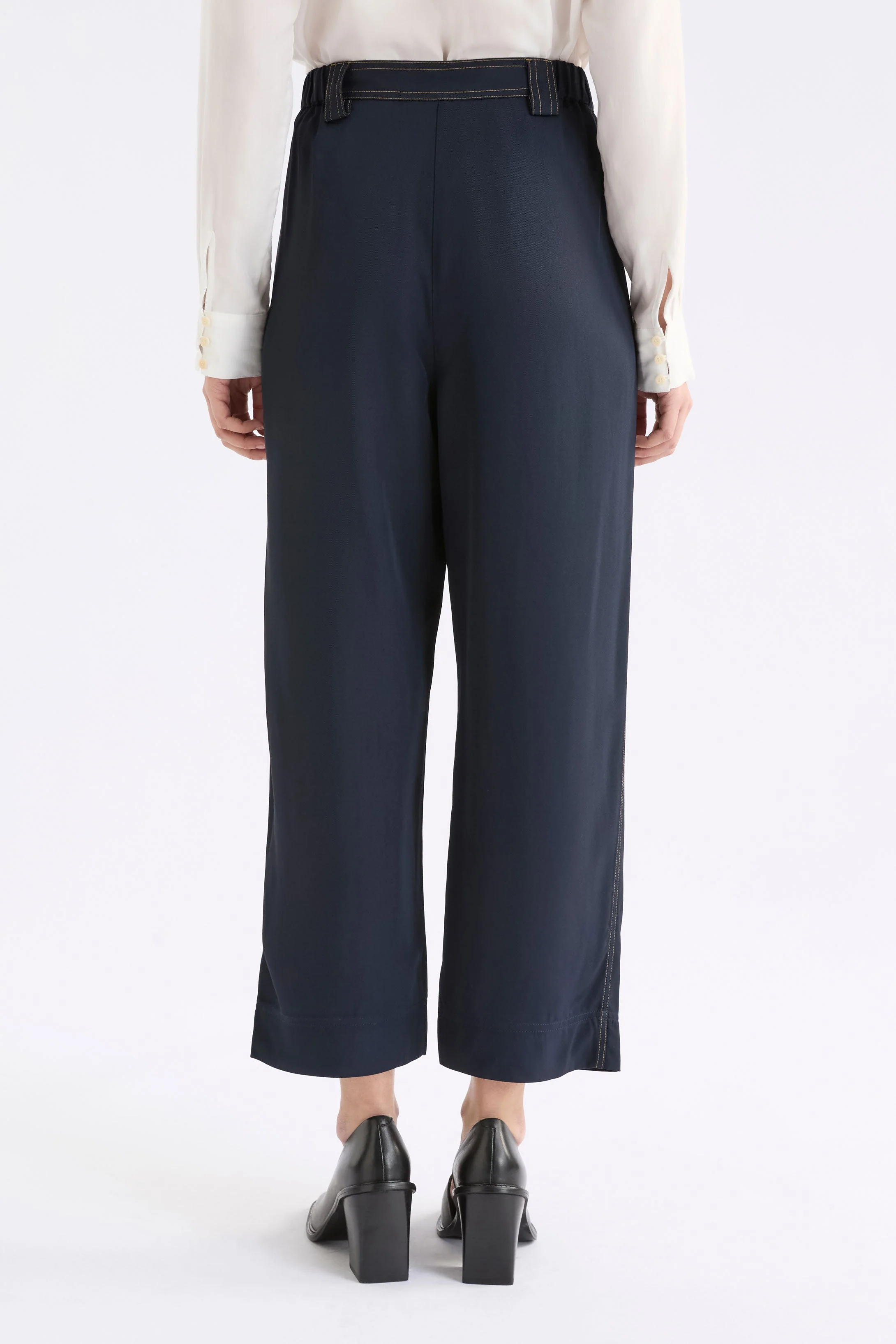 Hullu Pant - Image 15
