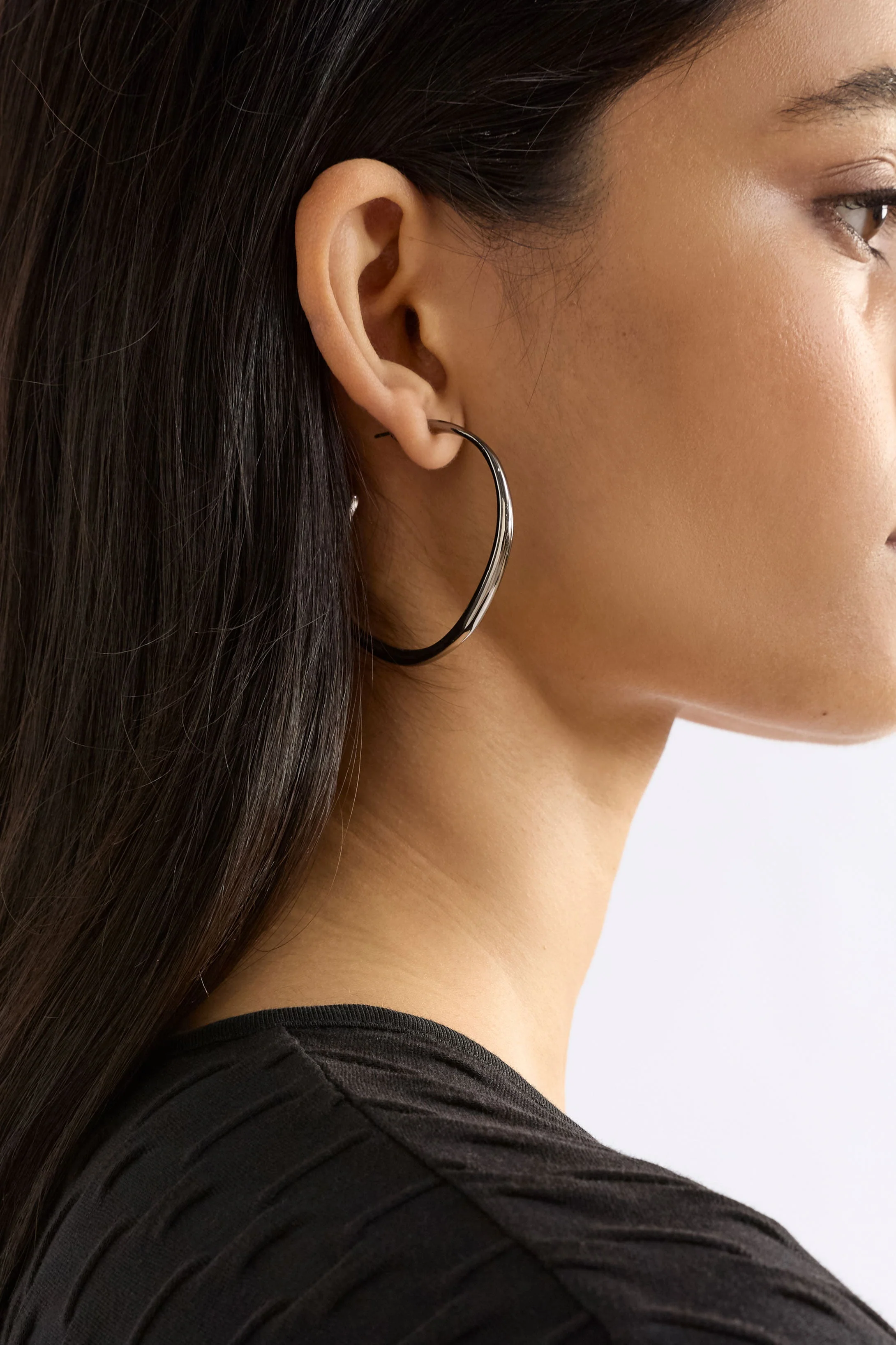 Niska Hoop Earring - Image 4